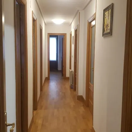 Amplio Y A Pie De Playa La Concha Apartamento *