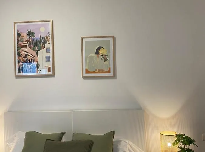 Amplio Y A Pie De Playa La Concha Apartamento