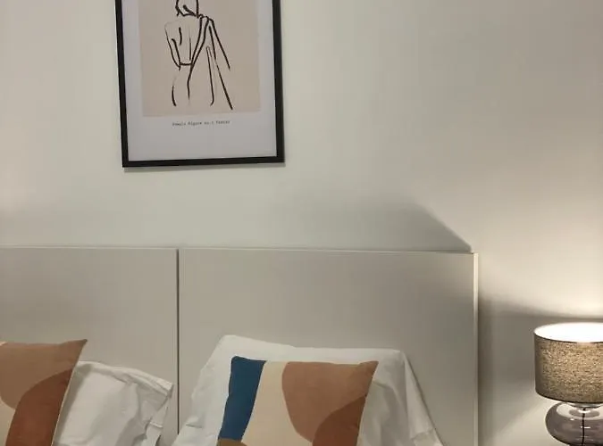 Amplio Y A Pie De Playa La Concha 아파트 *